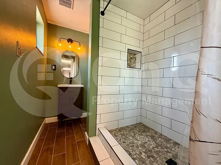 11319 E 5th Ave — Photo 17