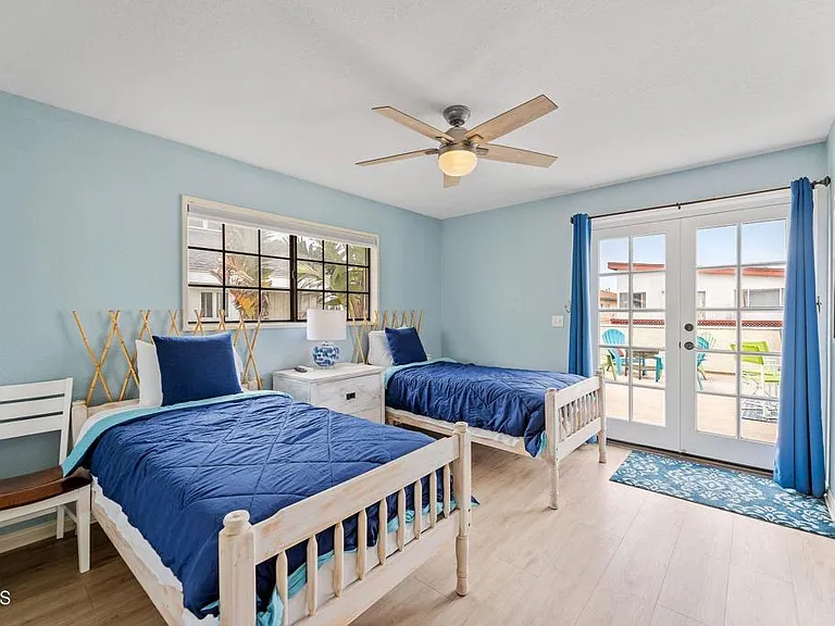4850 Amalfi Way — Photo 28