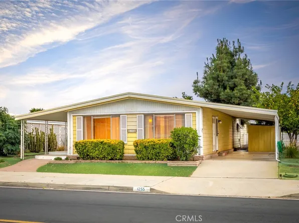 1255 W Johnston Ave, Hemet, CA 92543