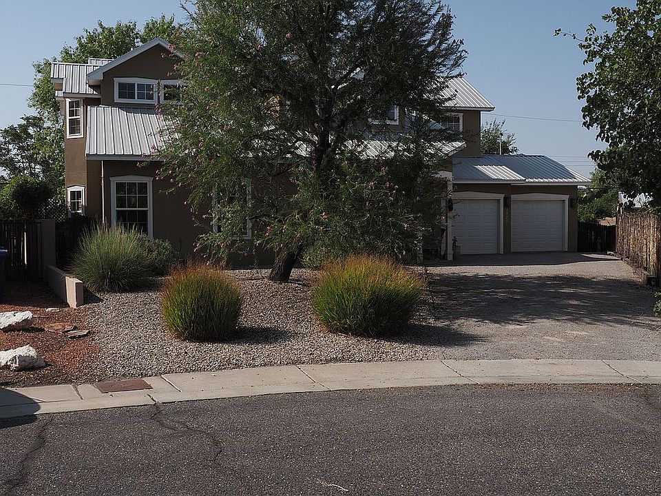 1st image of 1528 Phoenix Ave NW