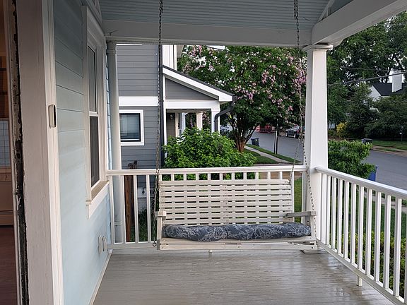 Front porch swing
