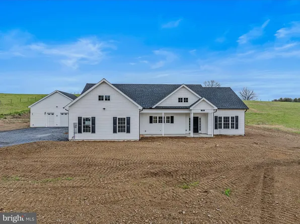 496 Jones Spring West Rd, Hedgesville, WV 25427