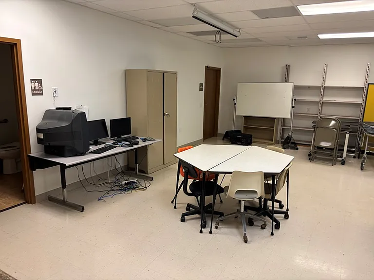 447 Career Ln — Photo 20