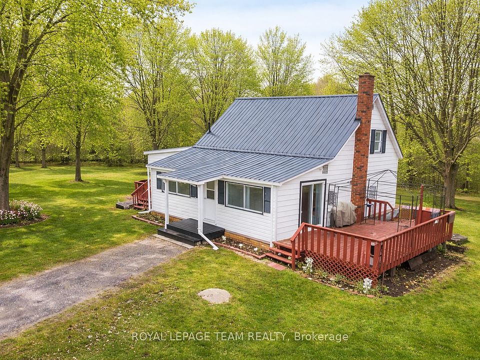 1st image of 1448 Perrault Rd