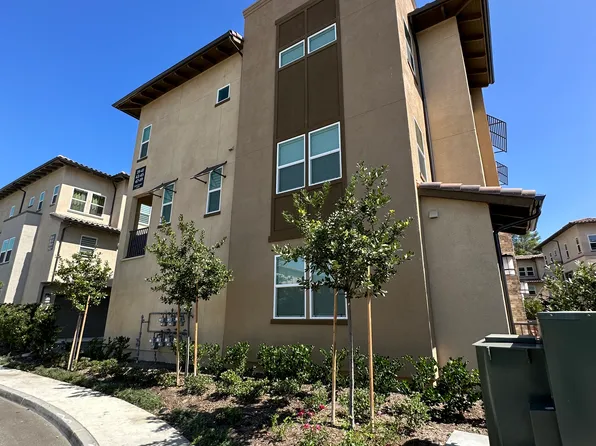 49 Sanctuary Ln, Mission Viejo, CA 92692