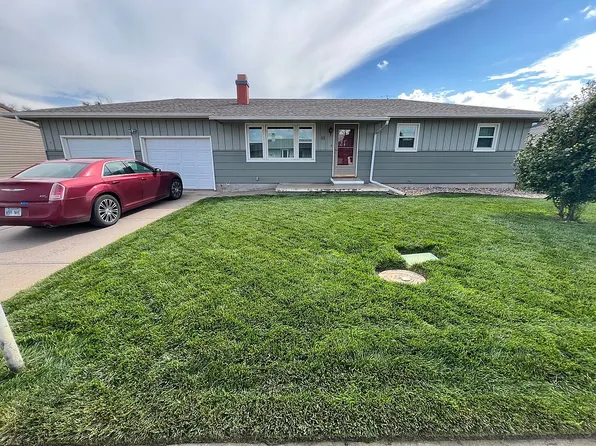 11 Prairie Dr, Ness City, KS 67560