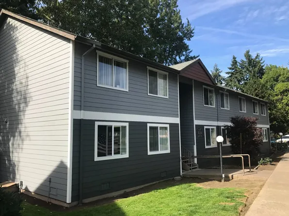 Willow Creek Apartments