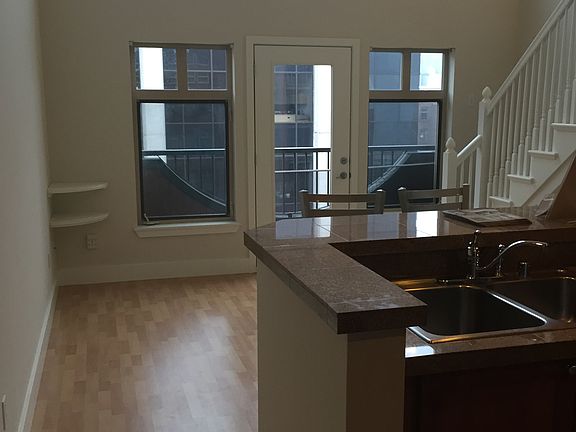 3rd image of 123 Queen Anne Ave N APT 507