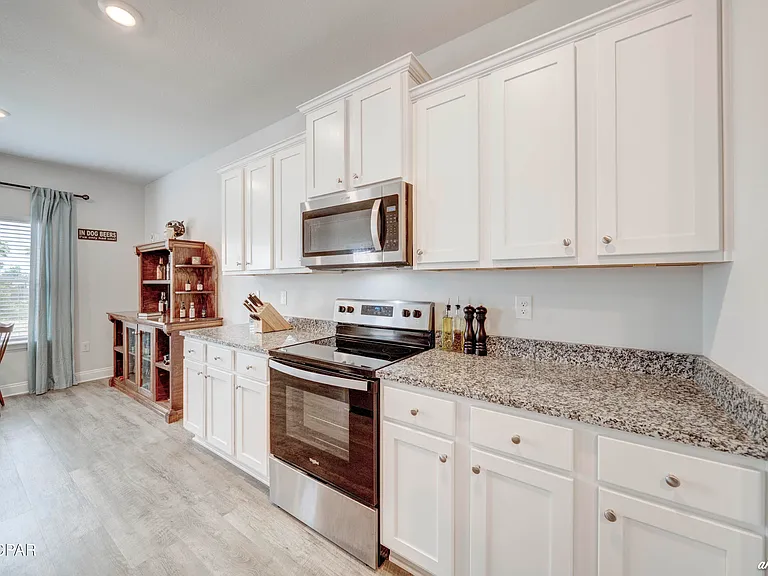 460 Albert Meadow Ln — Photo 9