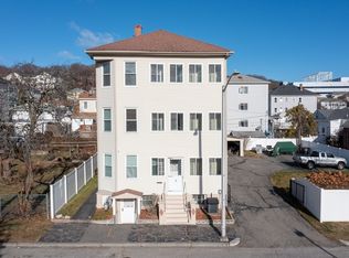 3 Imperial Pl, Worcester, MA 01604