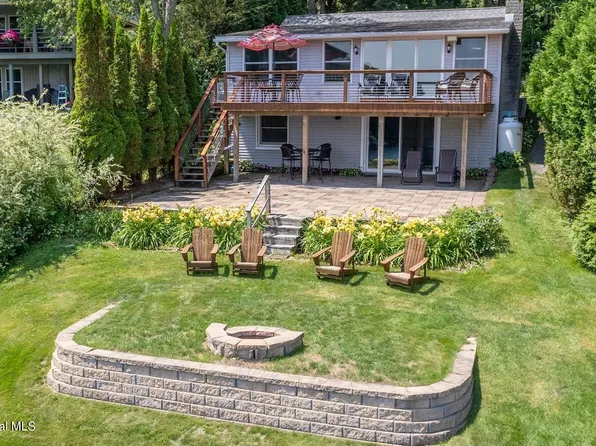 203 Kunkel Point Road, Mayfield, NY 12117