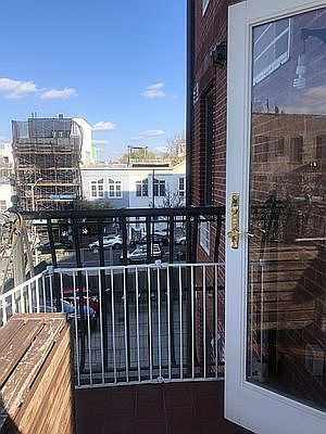 2nd image of 712 6th Ave #3