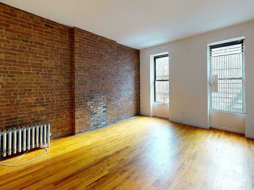 2nd image of 7 W 103rd St #3F