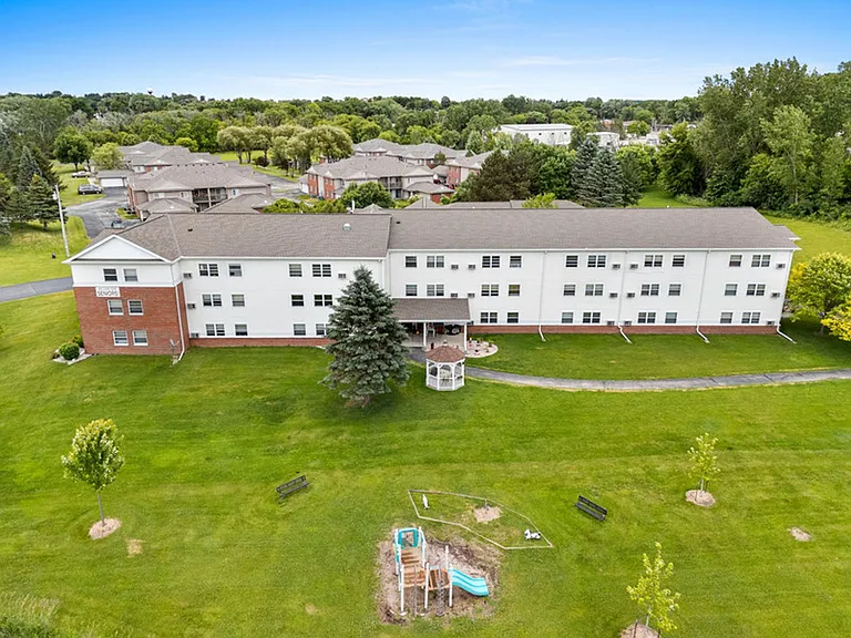 Mayville Heights Apartments is a convenient 55+ senior living community with HEAT AND WATER INCLU... — Photo 45