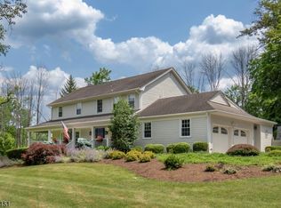21 Brockden Dr, Mendham, NJ 07945