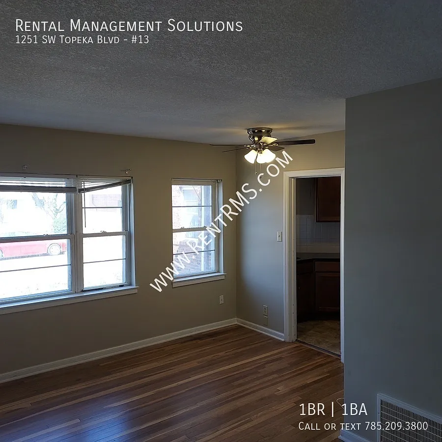 Building Photo - 1251 SW Topeka Blvd #13