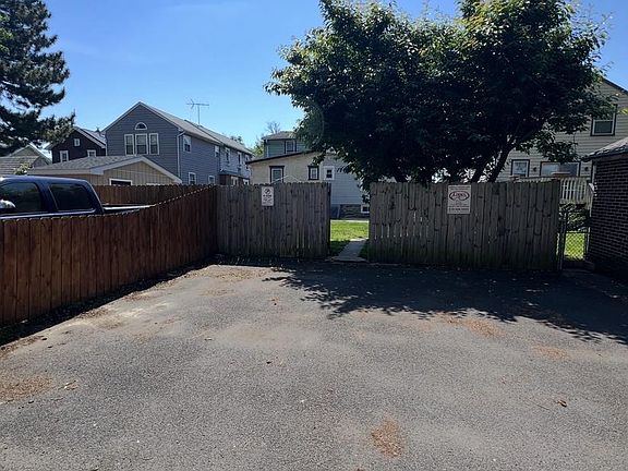 5th image of 745 15th Ave