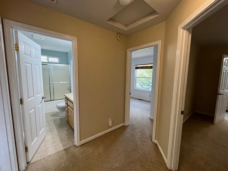 4575 Kincaid Ct — Photo 16