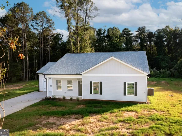 662 Grove St, Barnesville, GA 30223