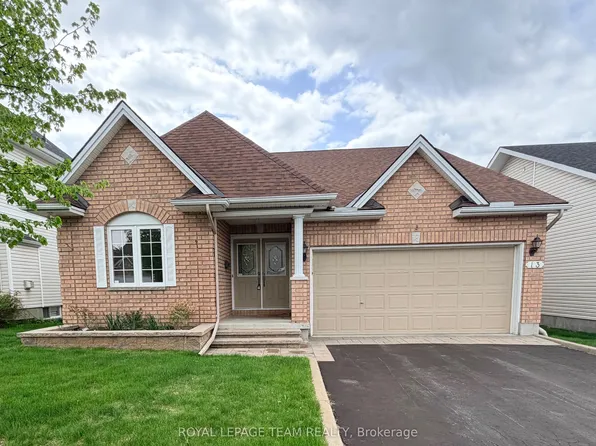 13 Melville Rd, Arnprior, ON K7S 3Z8