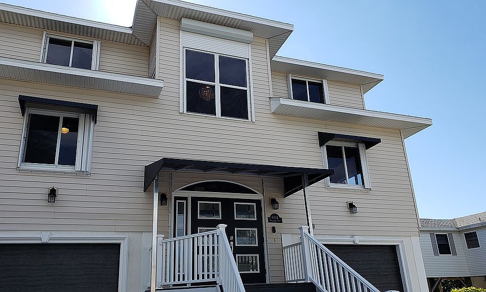 1st image of 8014 Buccaneer Dr