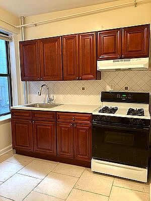 5th image of 22-07 19th St #A