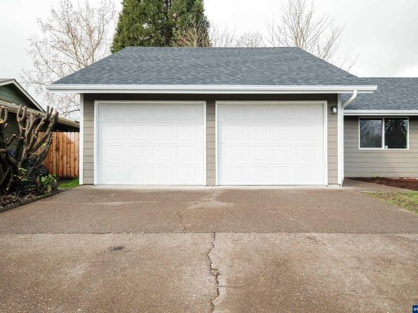374 Southgate Dr S, Monmouth, OR 97361