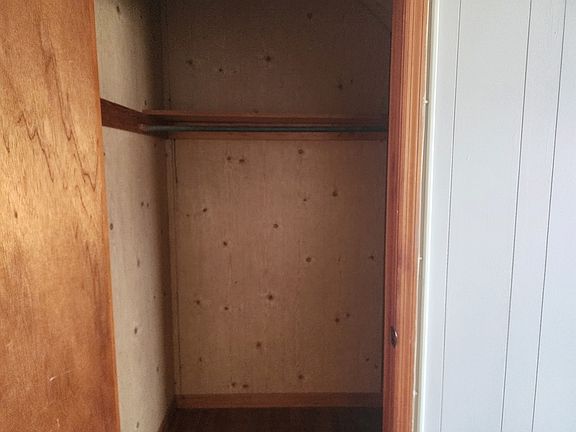 5th image of 23 Alexander Dr APT 27