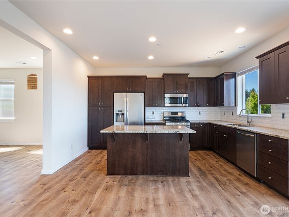 4th image of 5020 51st Avenue Ct W