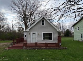 1081 Lake Ave, Aurora, OH 44202