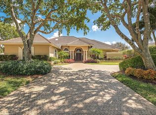 706 Tamarind Ct, Naples, FL 34108