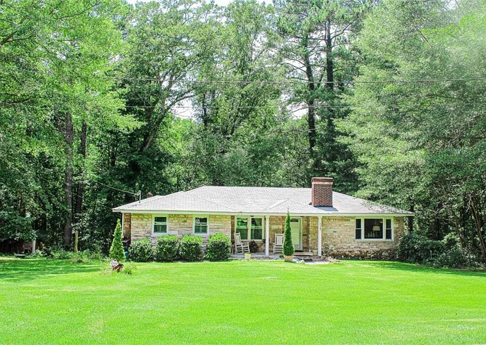 1st image of 2787 Johnson Rd