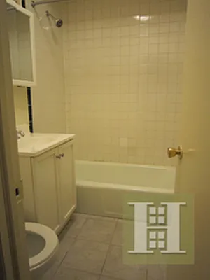 Rented by Halstead Real Estate | media 4