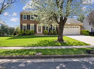 13511 Fallen Oak Ct, Chantilly, VA 20151