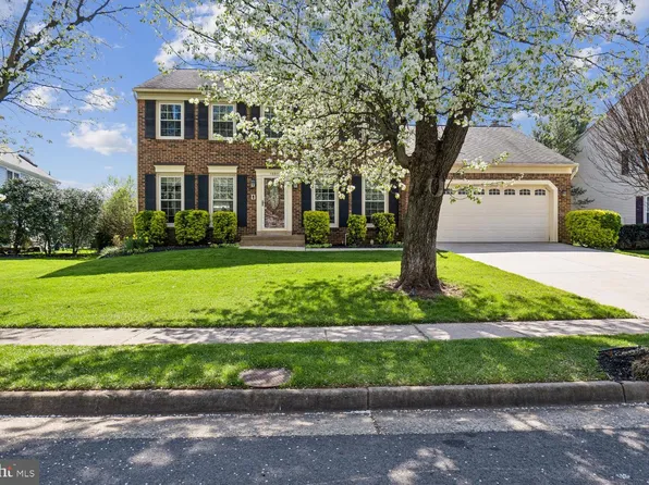 13511 Fallen Oak Ct, Chantilly, VA 20151