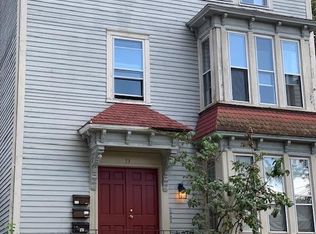 73 Evergreen St #2, Providence, RI 02906