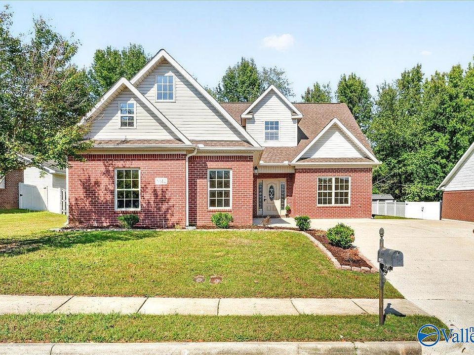 1st image of 8812 Belle Mor Dr