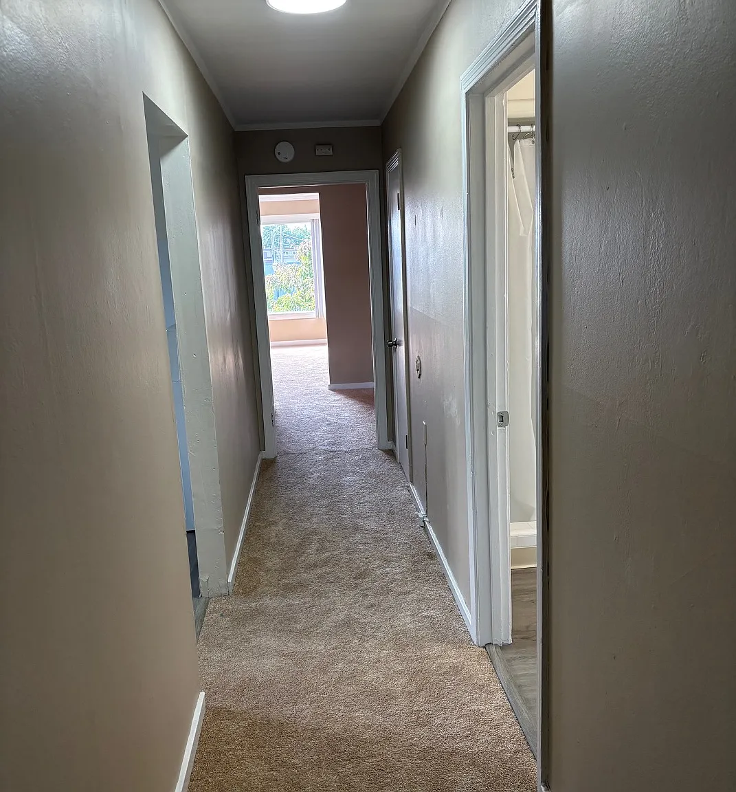 2 bed, 925 sqft, $3,285 — Photo 2