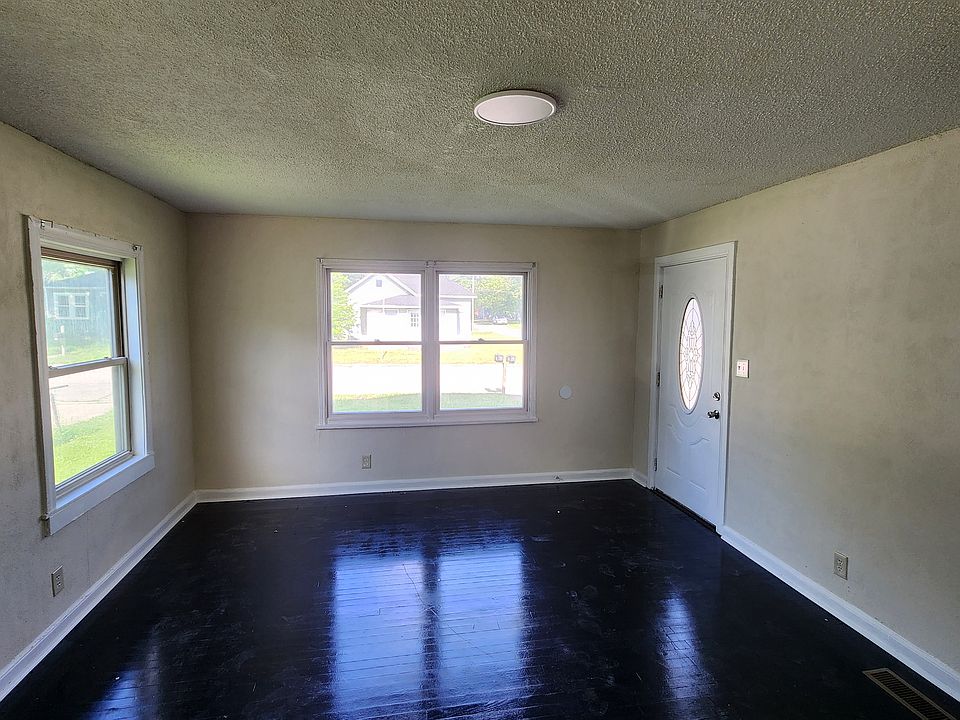 1st image of 2101 N Ball Ave