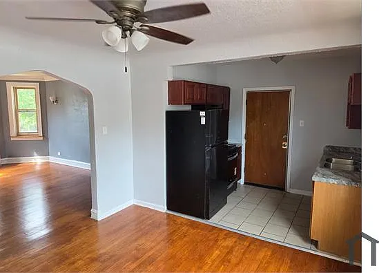 1 bed, $1,200 — Photo 4