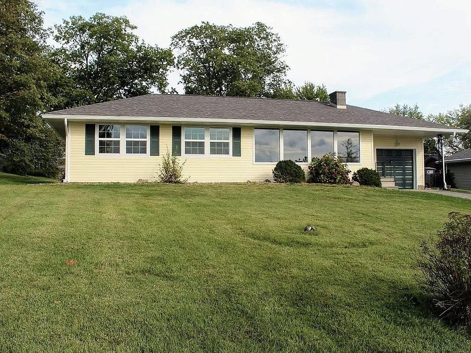 1st image of 216 Westwood Dr