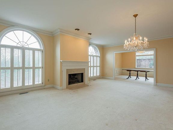 5th image of 3340 Kingston Pike Unit 6