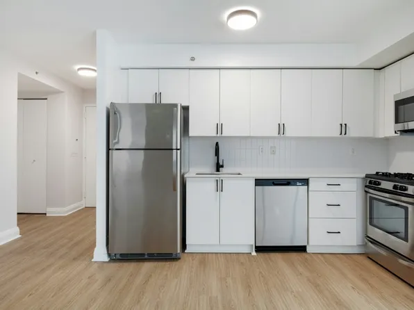 800 6th Avenue image 1 of 30