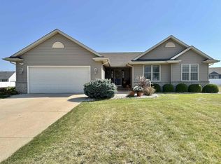 3189 S Bartells Dr, Beloit, WI 53511