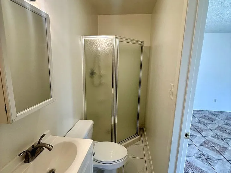 1316 Iris Ave — Photo 9