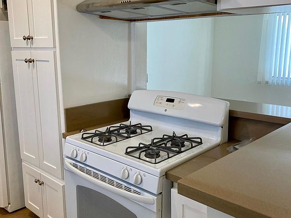 2nd image of 9129 National Blvd #2