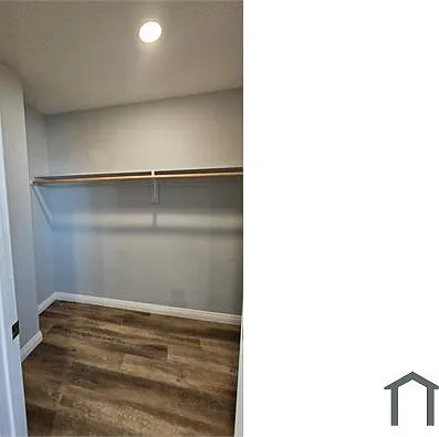 213 W 43rd St — Photo 14