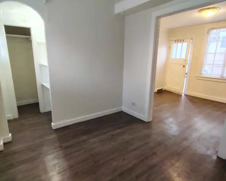 Francesca Apartments — Photo 26