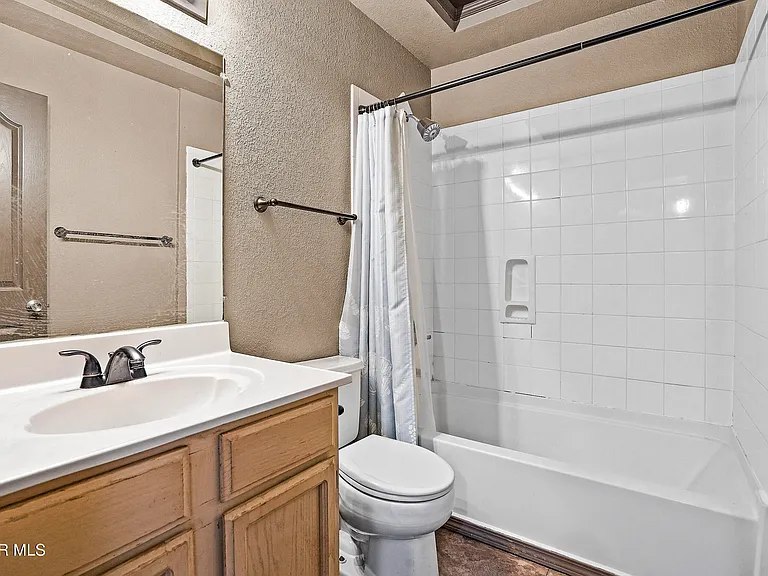 14069 Lago Seco Dr — Photo 14