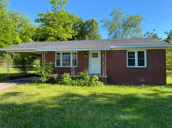 60 Miller St, Parsons, TN 38363